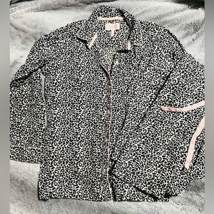 VS Leopard Sleep Set Shirt + Pants Small